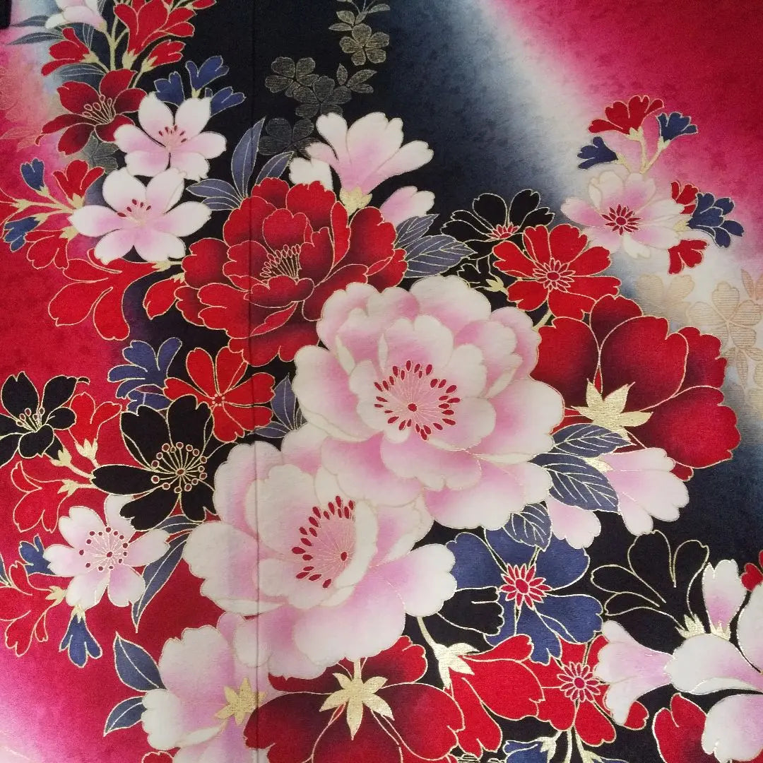 Red, black, gold and cherry blossom pure silk long-sleeved kimono full set, etc. Fukuro-obi, obi-jime, obi-age, half-collar, layered collar, coming-of-age ceremony, graduation ceremony, etc.