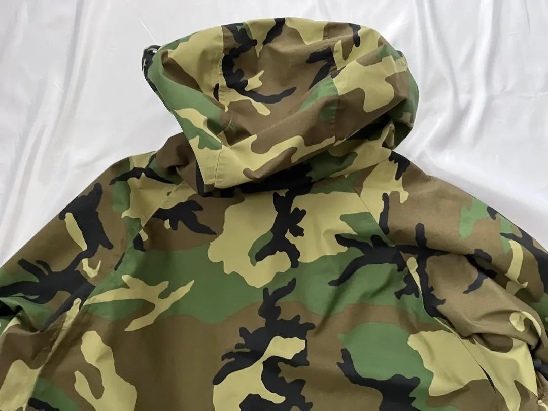 Customized hem ECWCS Gen1 Gore-Tex Woodland Camo XL-R