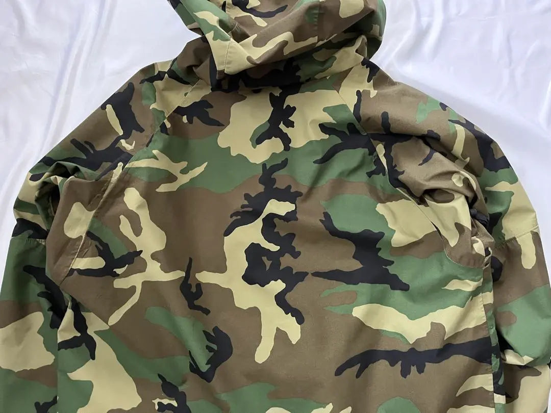 Customized hem ECWCS Gen1 Gore-Tex Woodland Camo XL-R