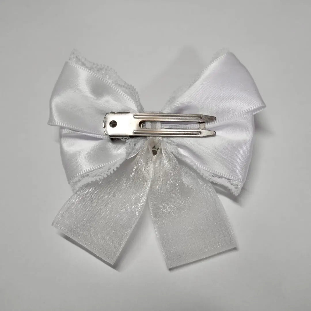 (Handmade) White ribbon hair clip