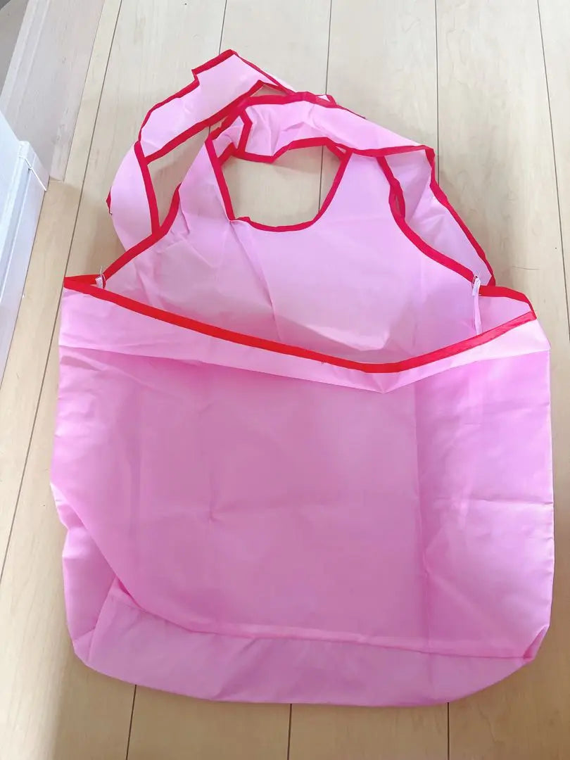 Portable washing and drying apron, sleeveless washing