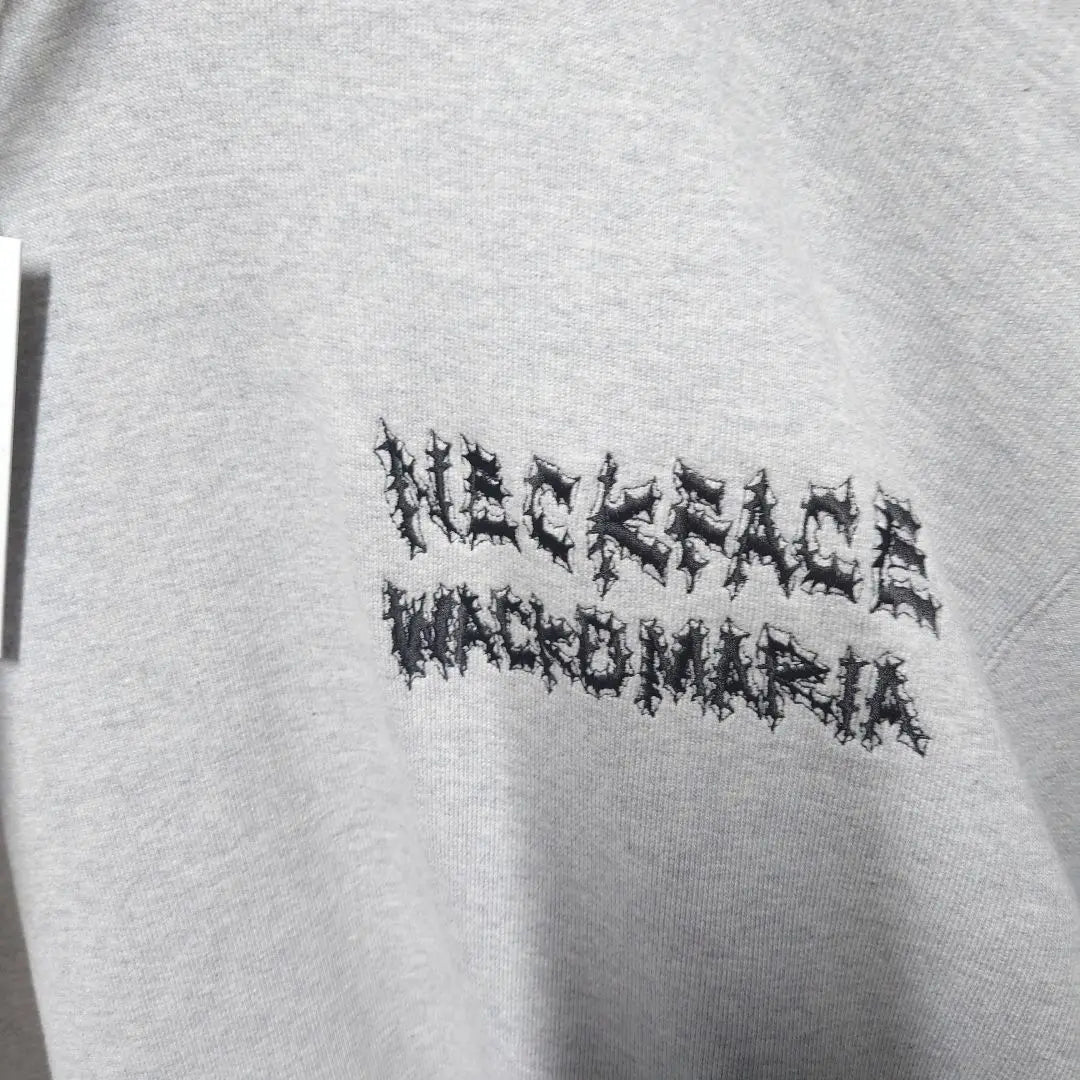 [With unused tag] Wakomaria x neck face, double-sided, embroidered logo, hoodie