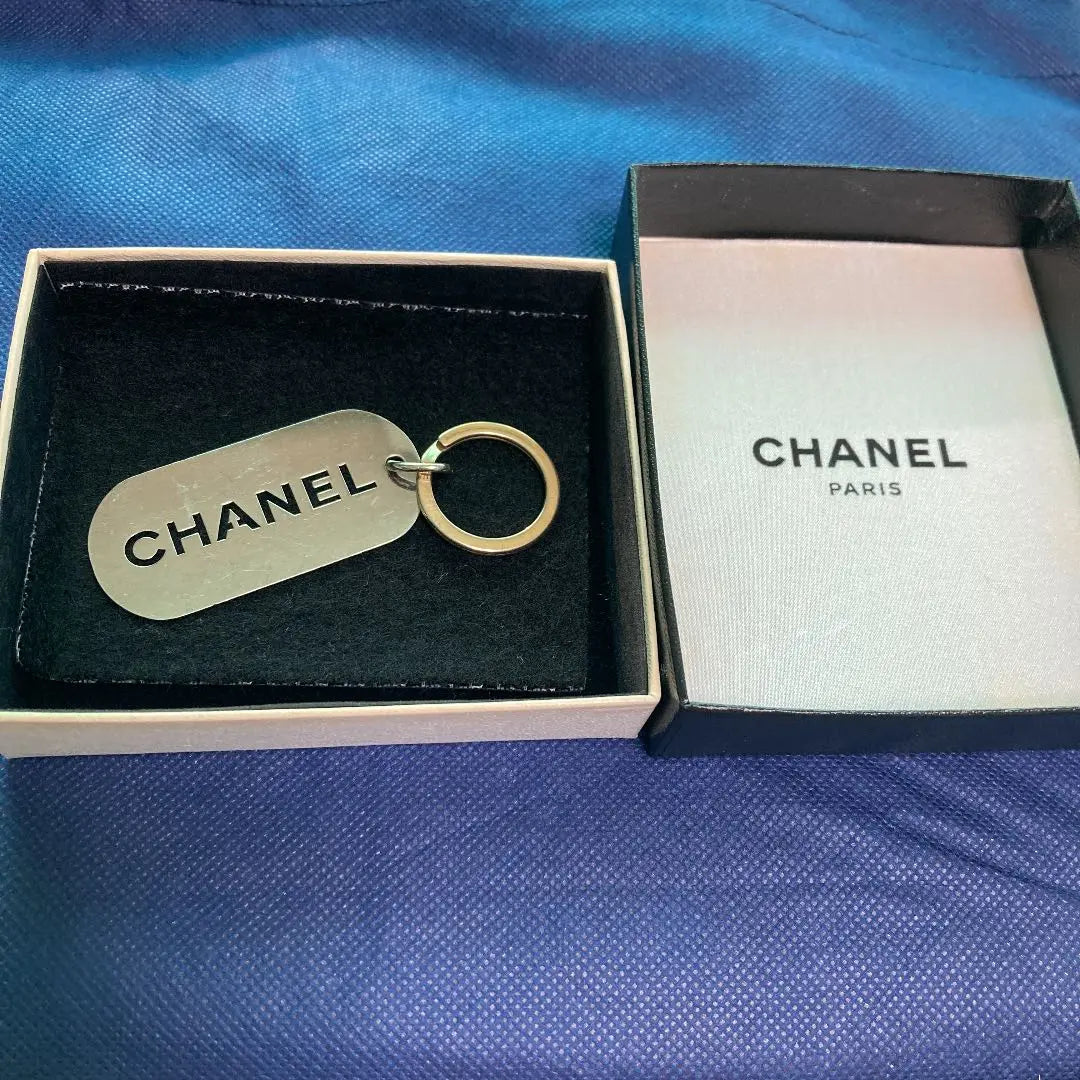 ✨ CHANEL key ring ✨