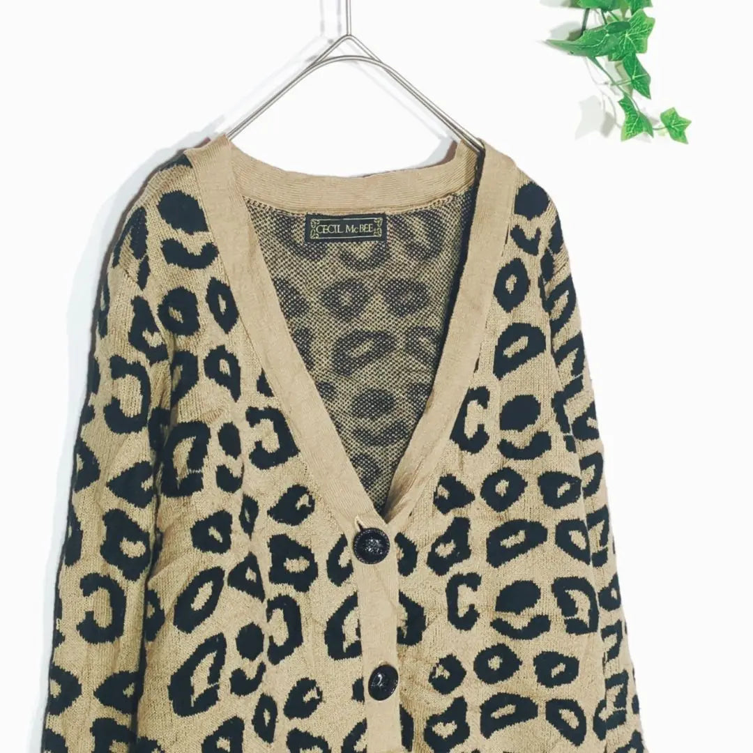 h204 *Cecil McBee Leopard print V-neck knit cardigan Beige M