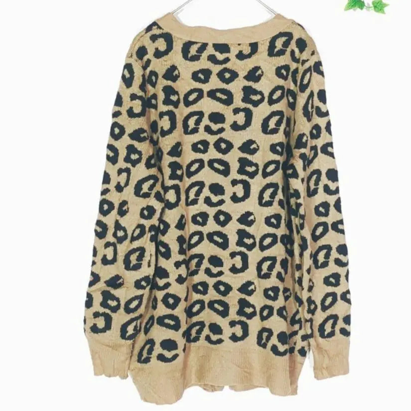 h204 *Cecil McBee Leopard print V-neck knit cardigan Beige M