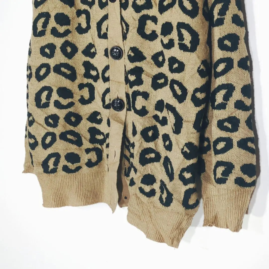 h204 *Cecil McBee Leopard print V-neck knit cardigan Beige M