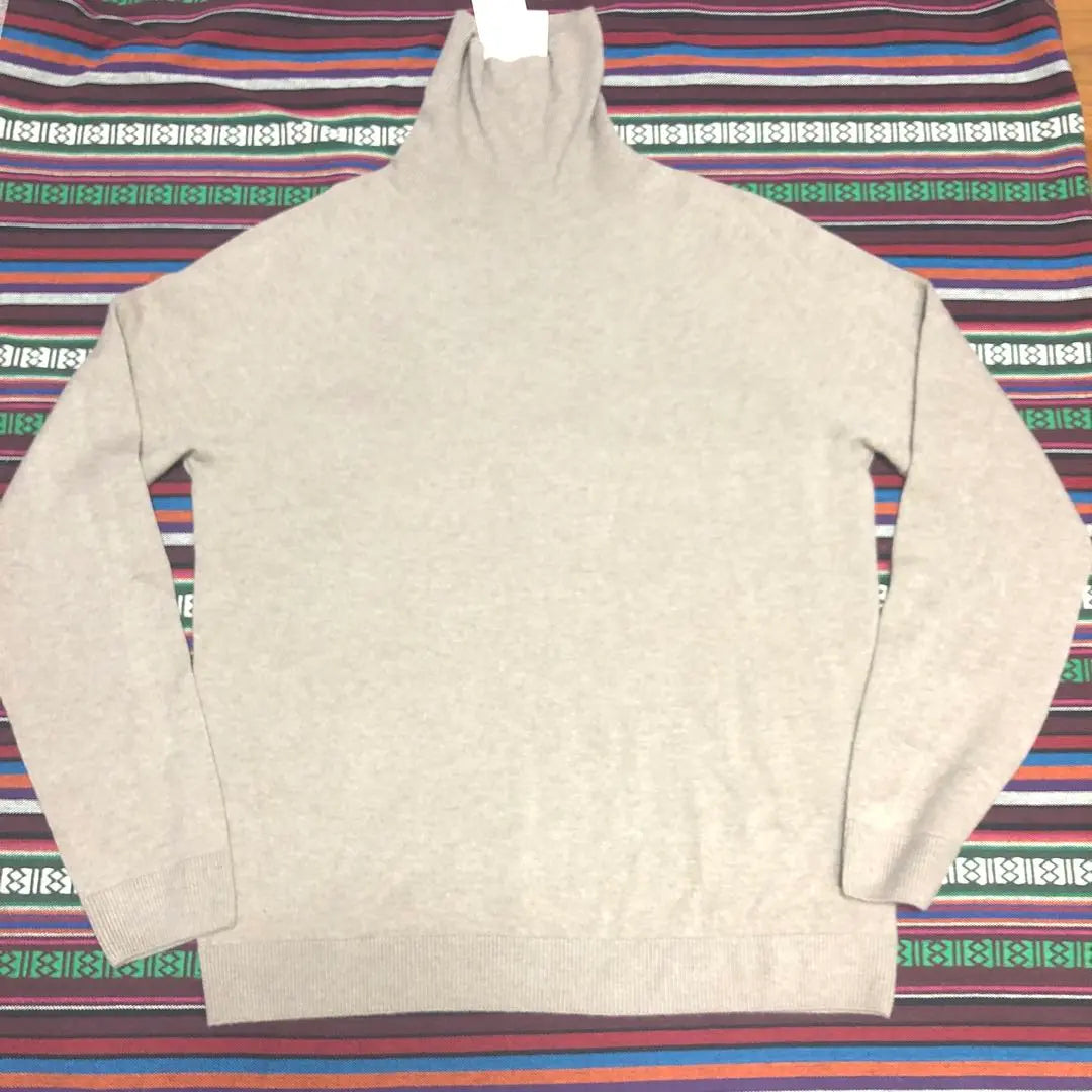 ⭕️UNIQLO ★woman★3D cashmere turtle crew neck sweater