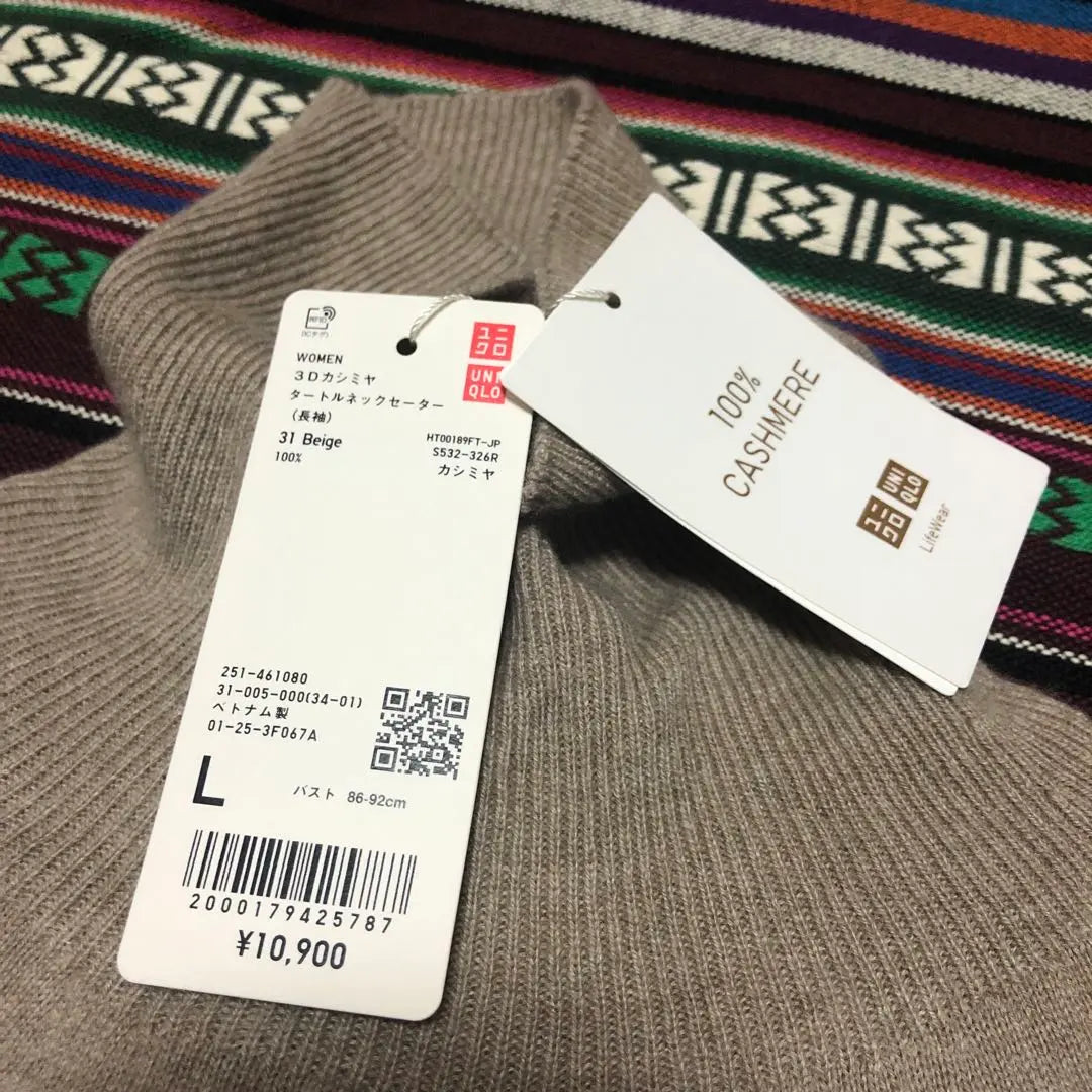 ⭕️UNIQLO ★woman★3D cashmere turtle crew neck sweater