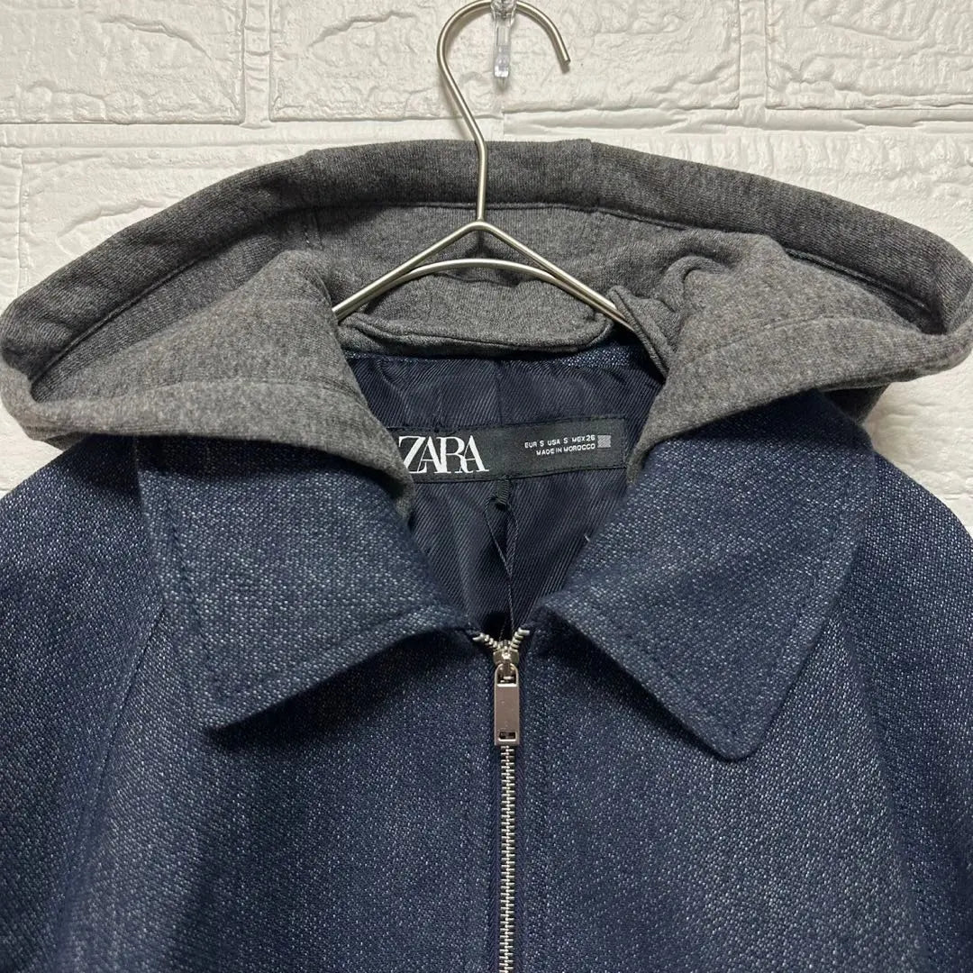 [Zara] Zip-up blouson, jumper, outerwear, drawstring, removable hood, plain