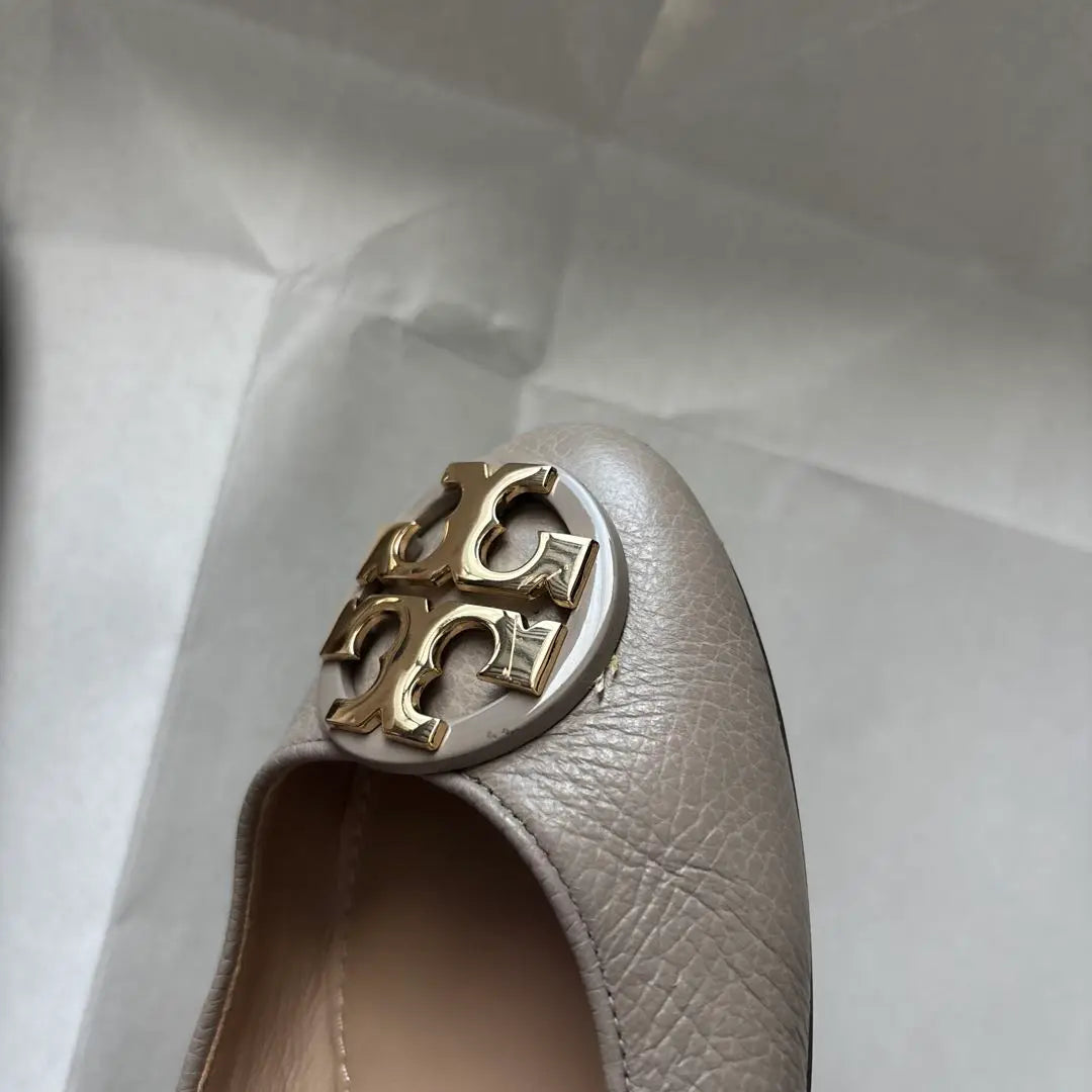 Tory Burch Flat Shoes 5.5 Greige