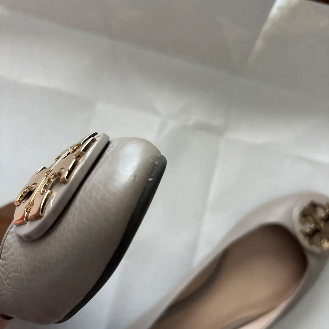 Tory Burch Flat Shoes 5.5 Greige