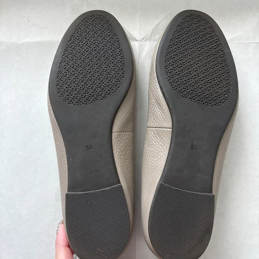 Tory Burch Flat Shoes 5.5 Greige