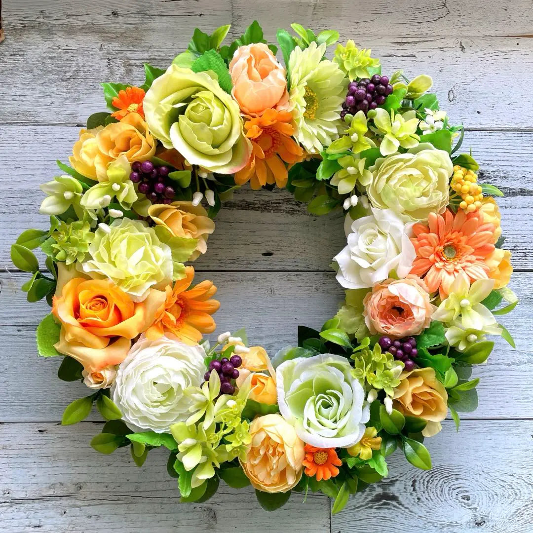 Flower wreath★Spring wreath★Entrance wreath★Orange and green colored roses and gerberas