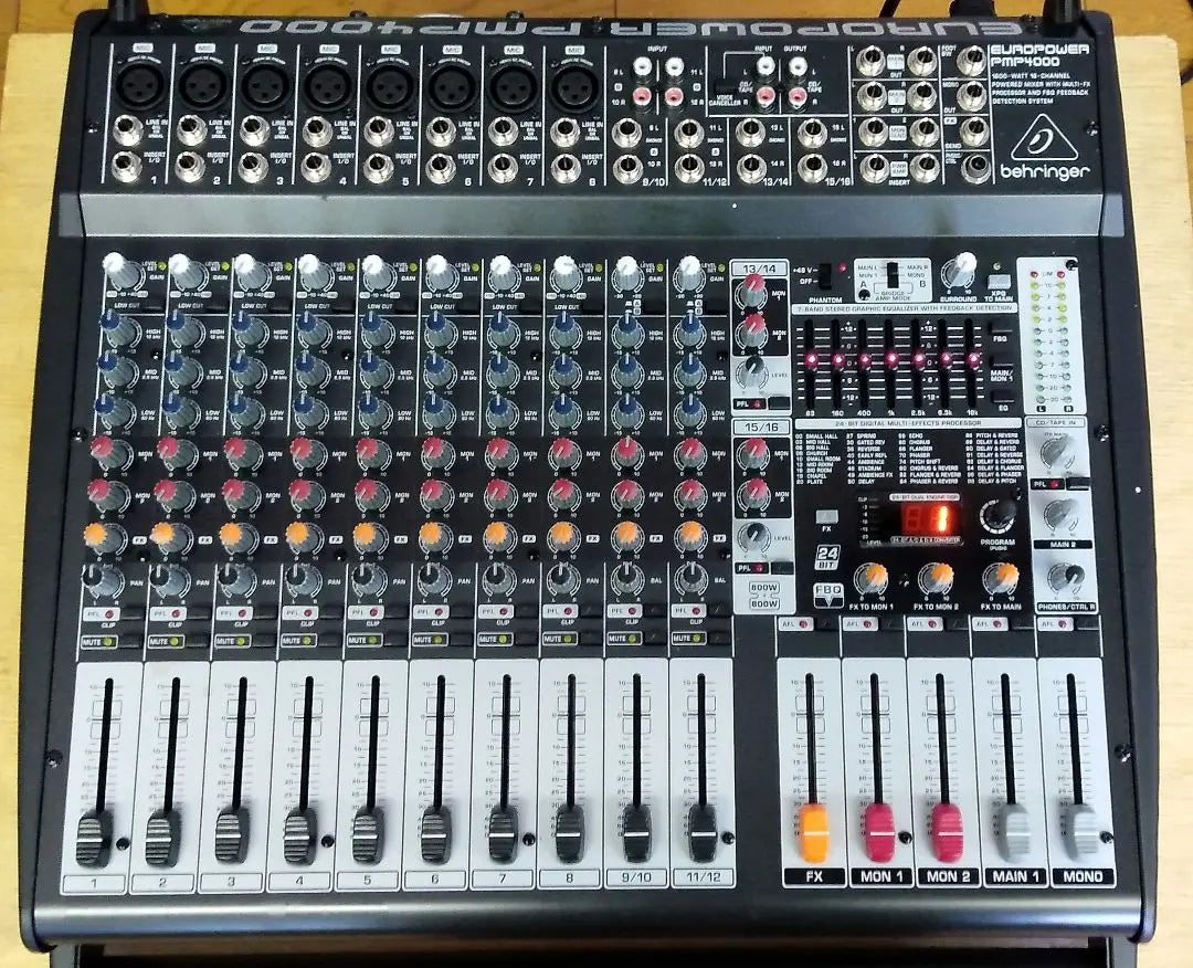 BEHRINGER EUROPOWER PMP4000 Powered Mixer