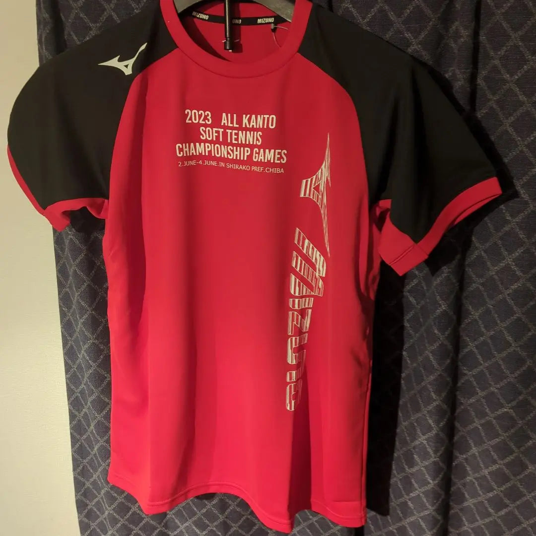 Brand new, unused Mizuno T-shirt, soft tennis, Kanto tournament, red, black