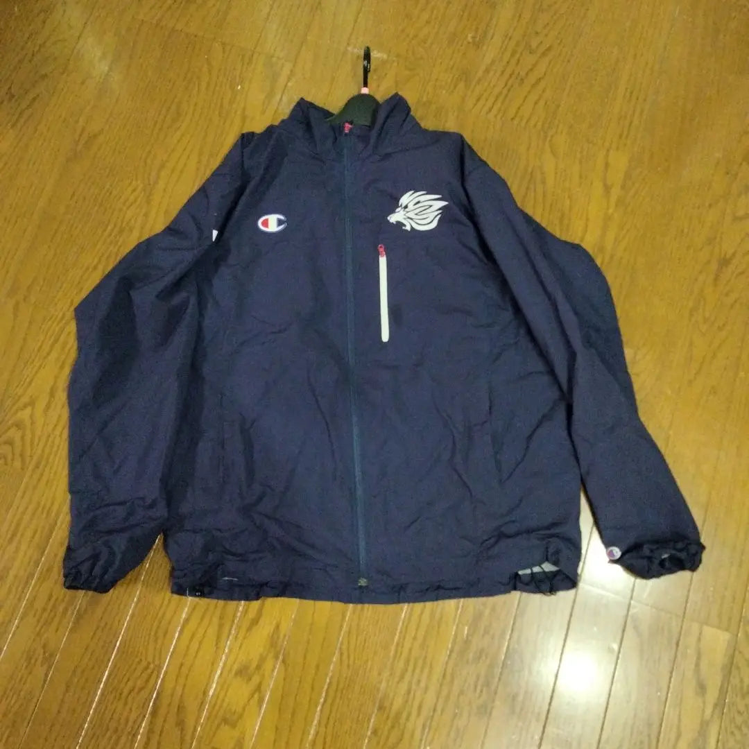 Nippon Sport Science University Champion LIONS Basketball Warm-up Wear