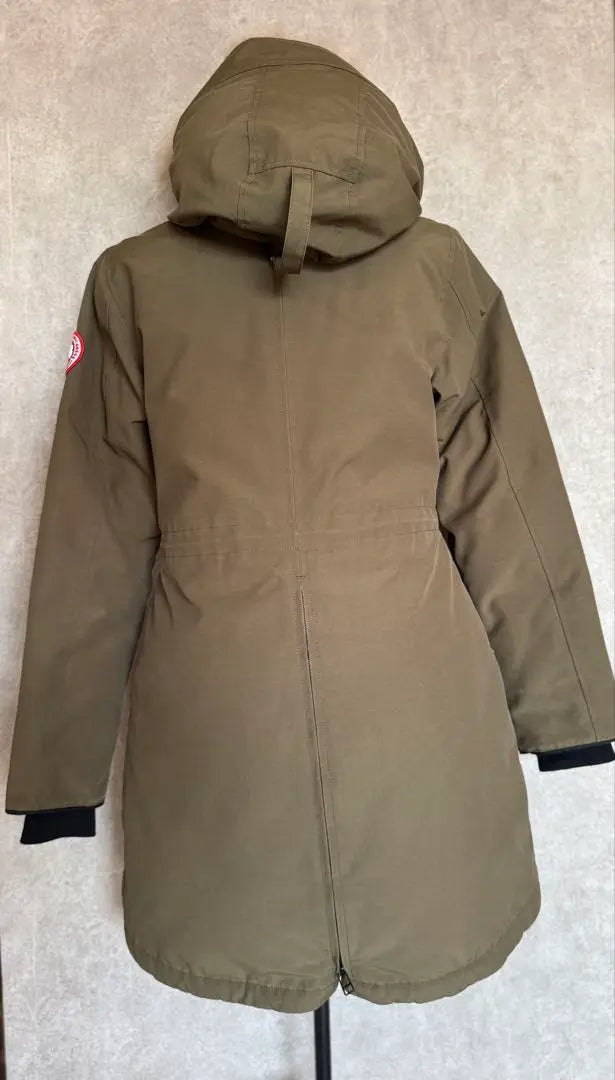 Parka con capucha de piel de plumón Ross Clare de Canada Goose 2580LA