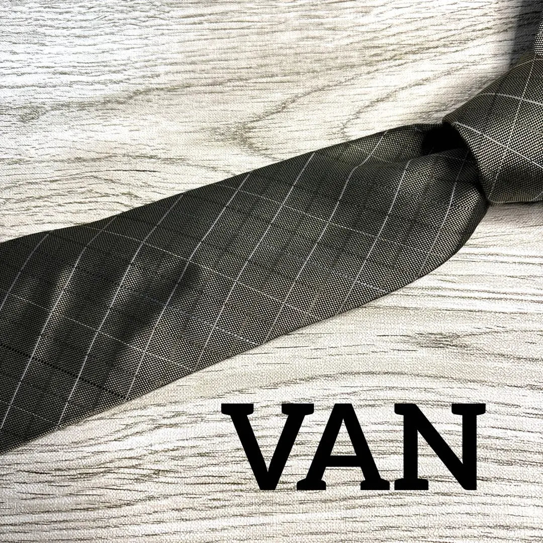 VAN Green Check Pattern Tie