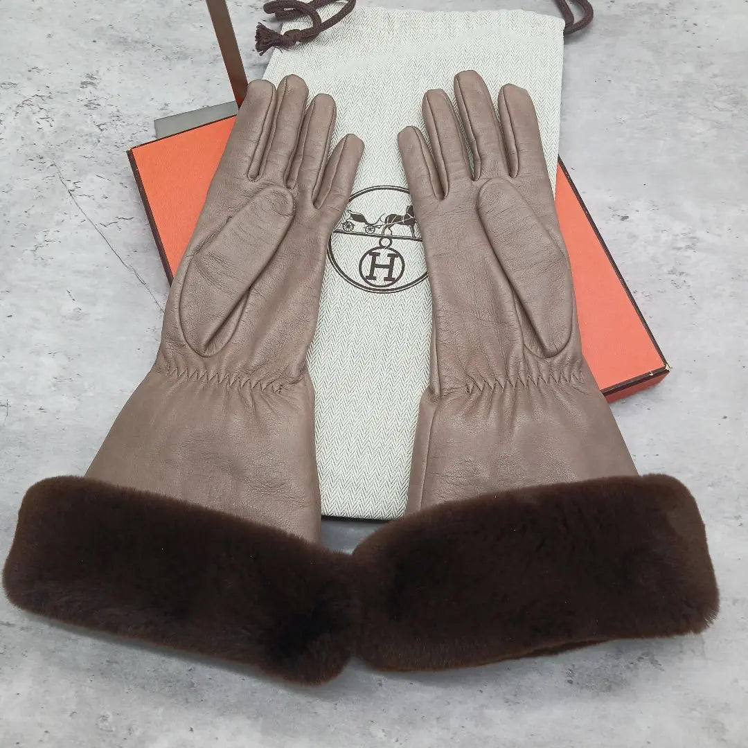 ✨ Beautiful condition✨ Hermes Lamb Leather Mink Silk Back 100% Long Gloves Gloves