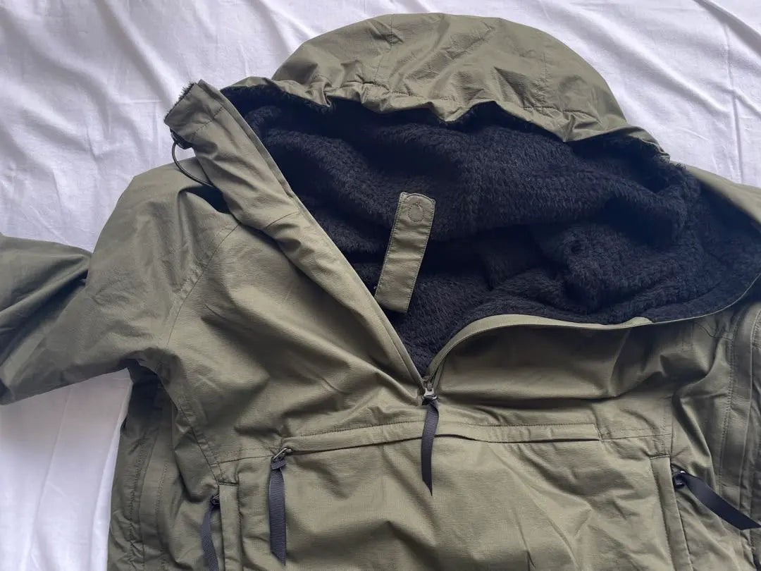 Mountains and roads Alpha Anorak Olive L