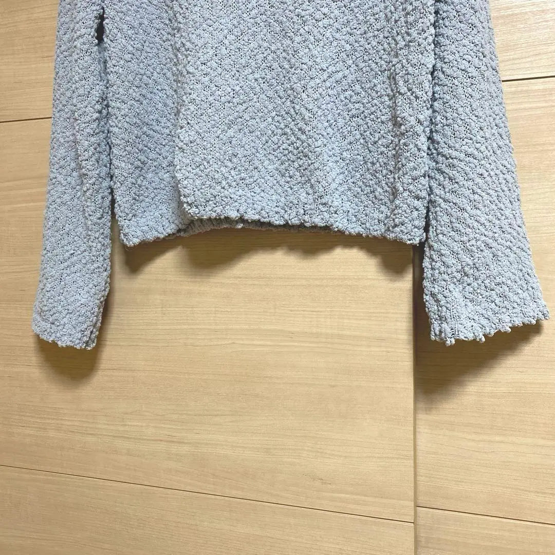 H&M Gray boa style long sleeve knit