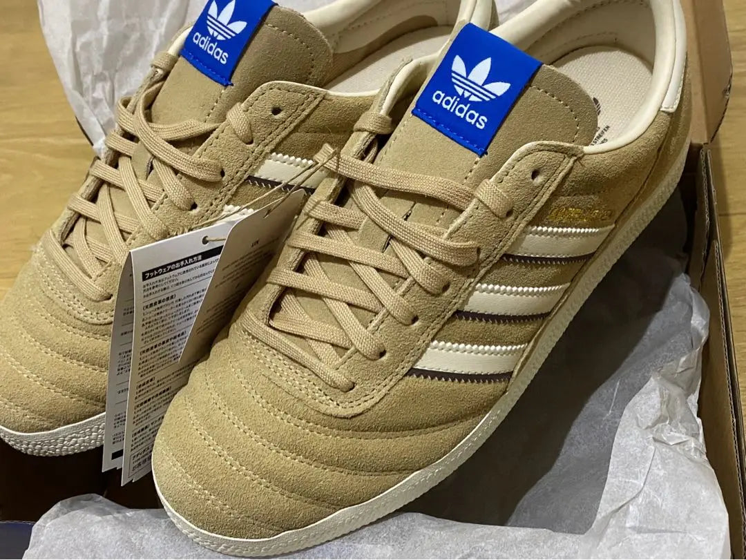 New, unused, adidas gazelle team gazelle sneakers