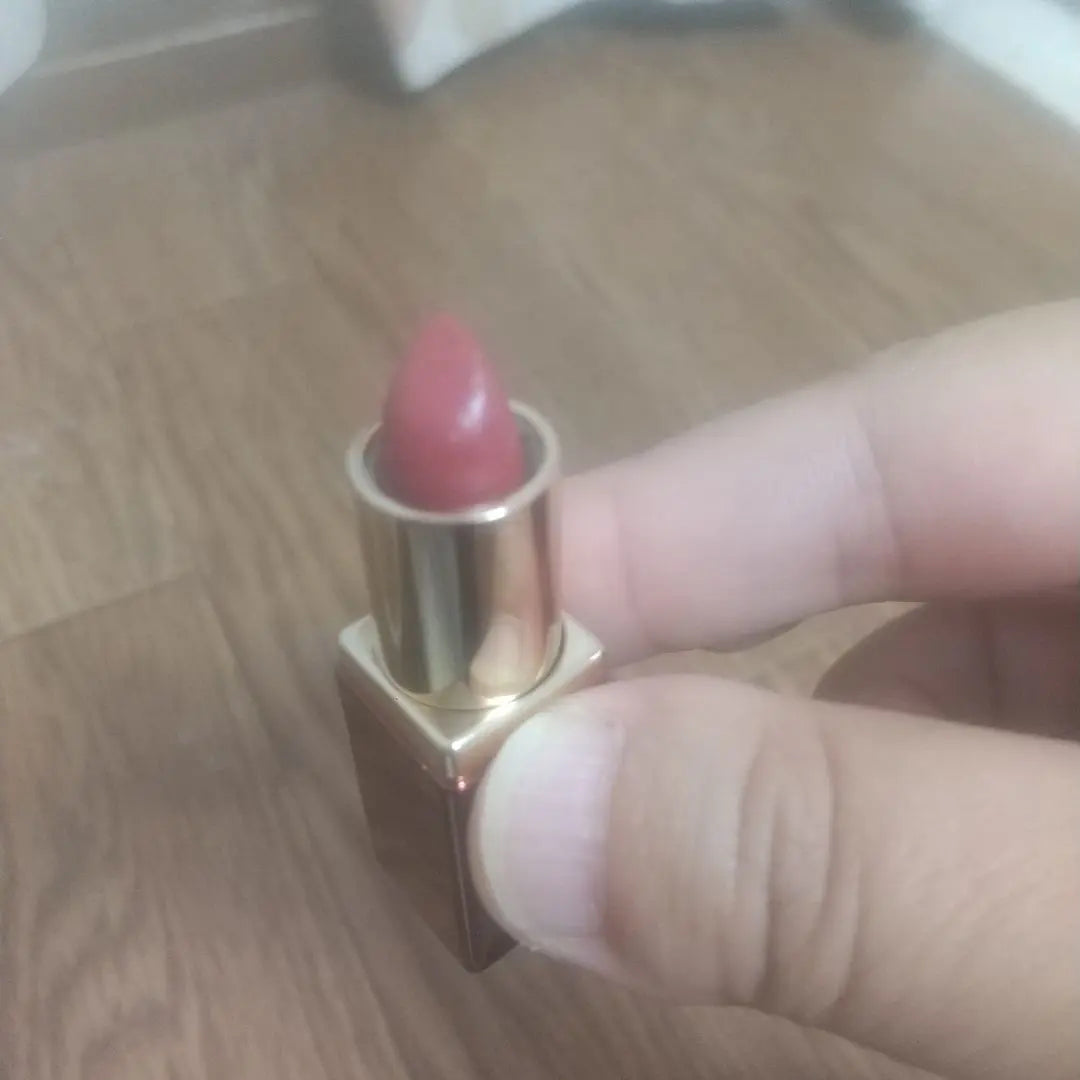 Lápiz labial mini Wonder 5 de Estée Laude