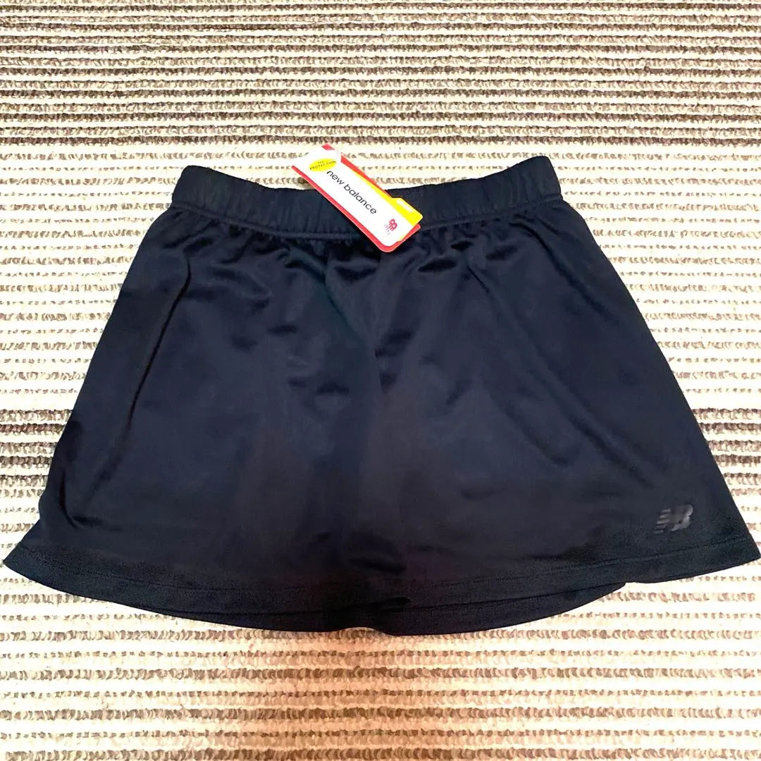 New tag included New Balance Scoat Skirt Tennis S-inner included Black