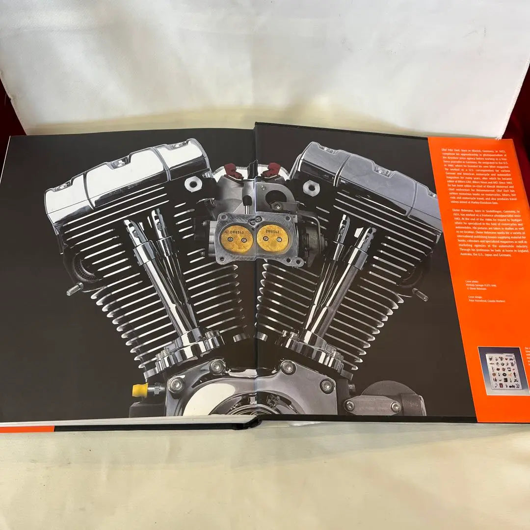 Libro de fotografías de Harley-Davidson "The Legend"