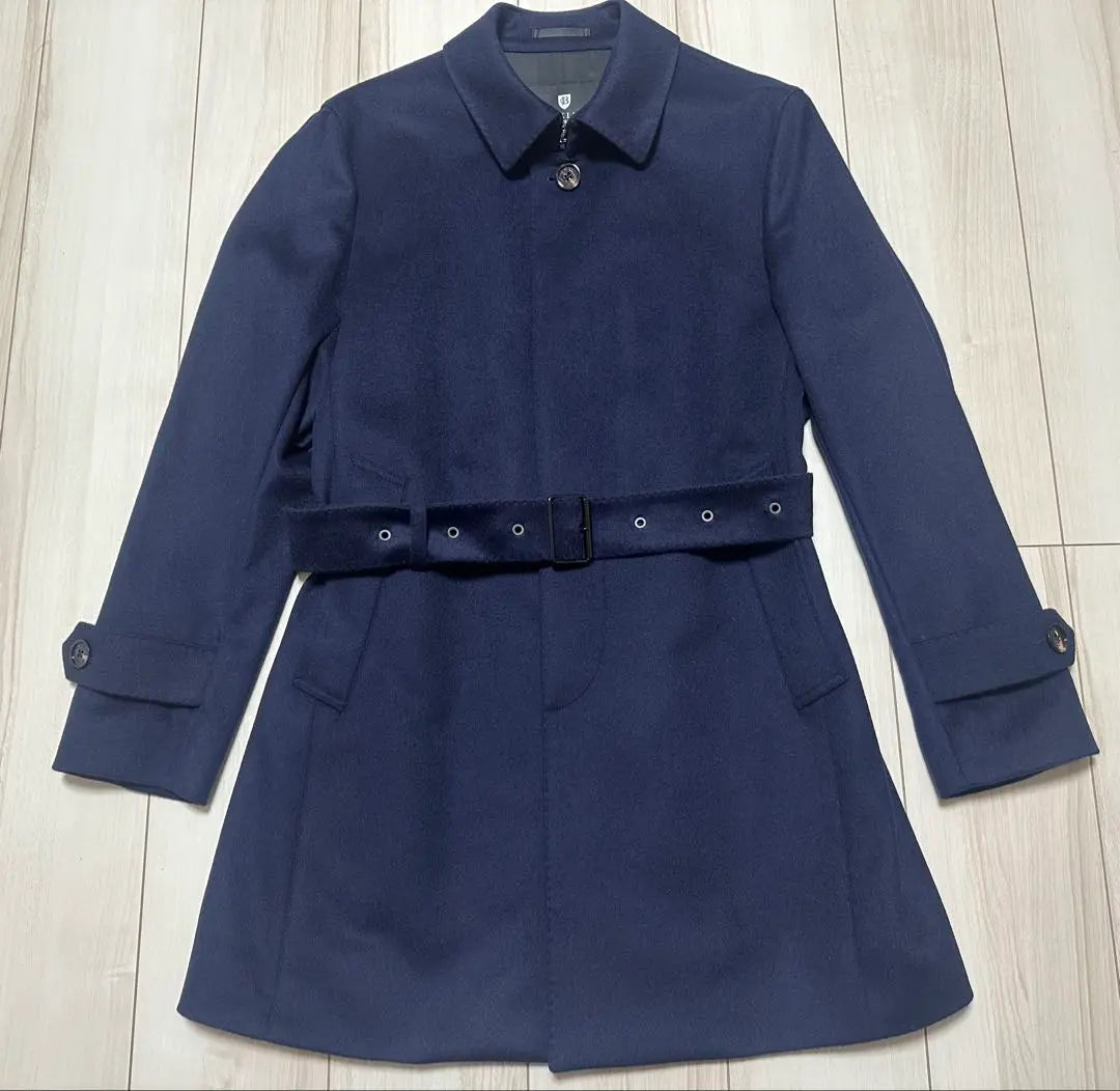 << New unused >> Black label crest bridge 100%coat M size