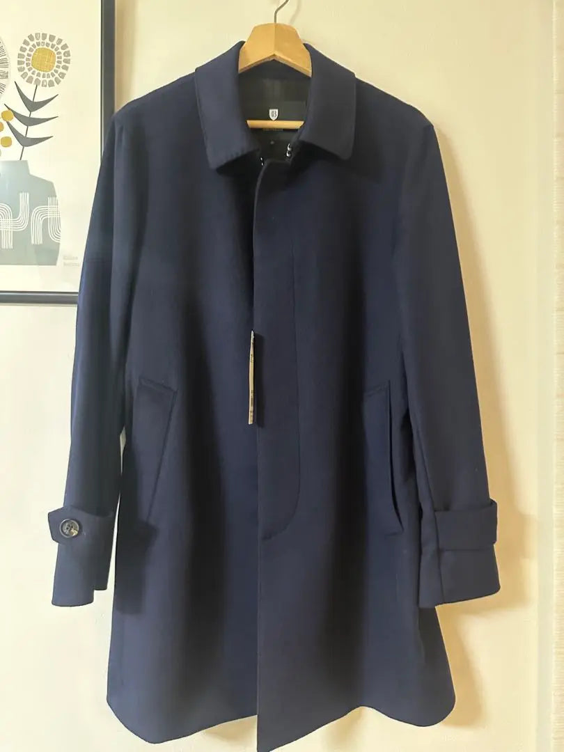 << New unused >> Black label crest bridge 100%coat M size