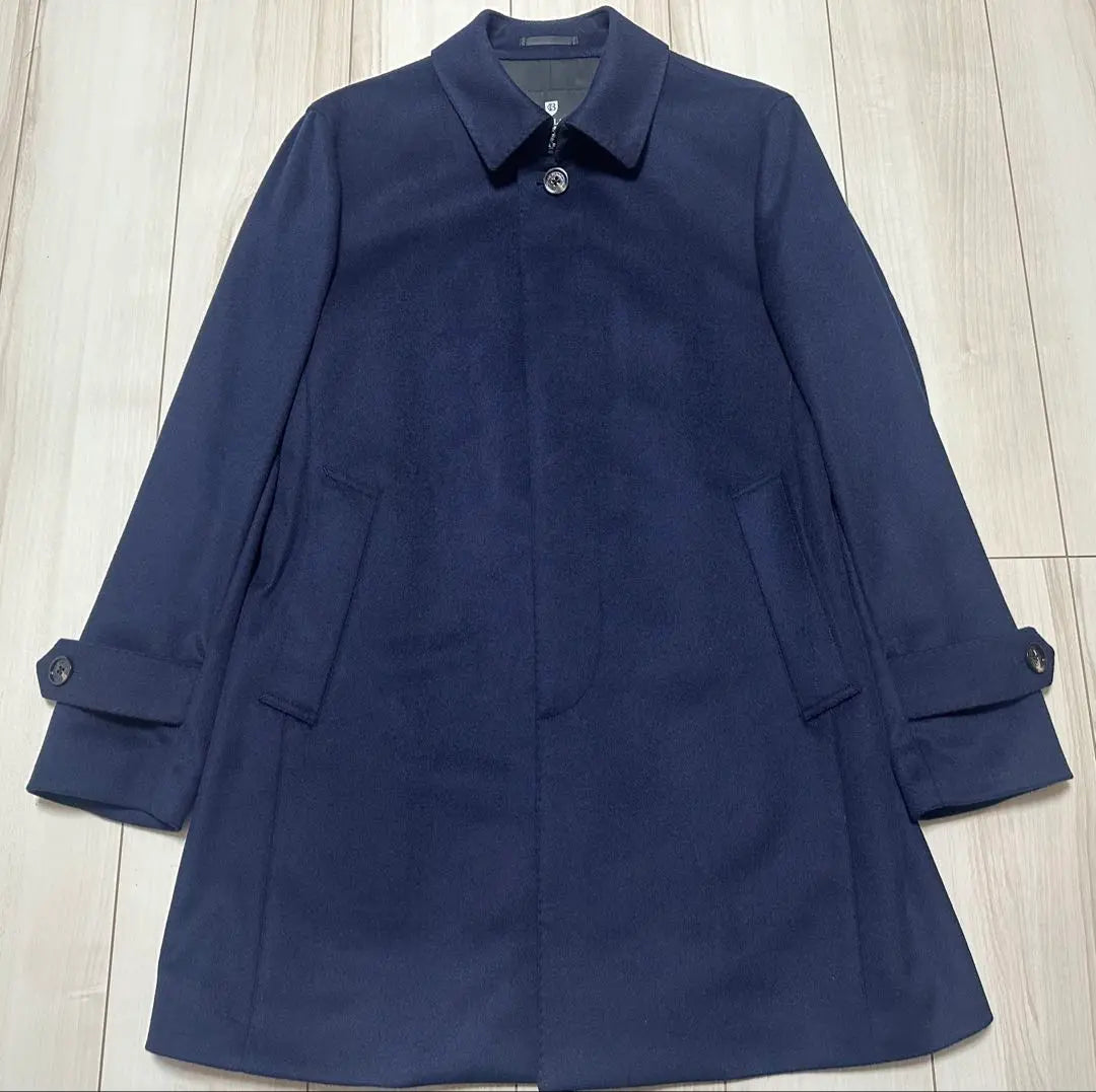 << New unused >> Black label crest bridge 100%coat M size