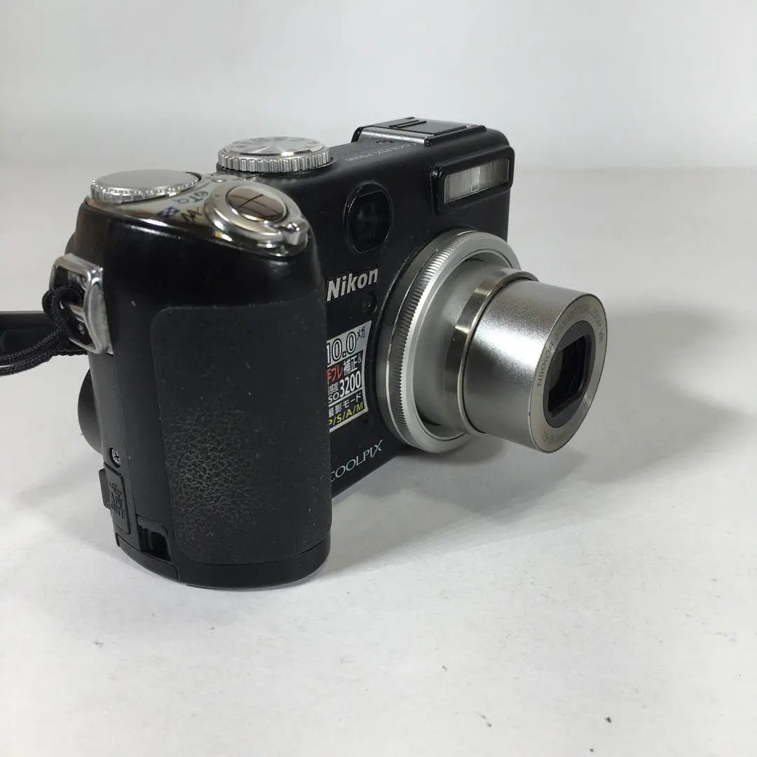 [Operación confirmada] Cámara CCD Nikon Coolpix P5000 con tarjeta SD