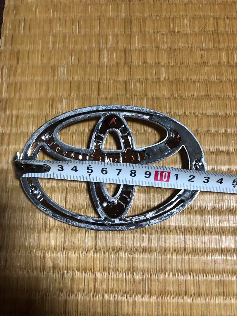 Toyota emblem 13cm