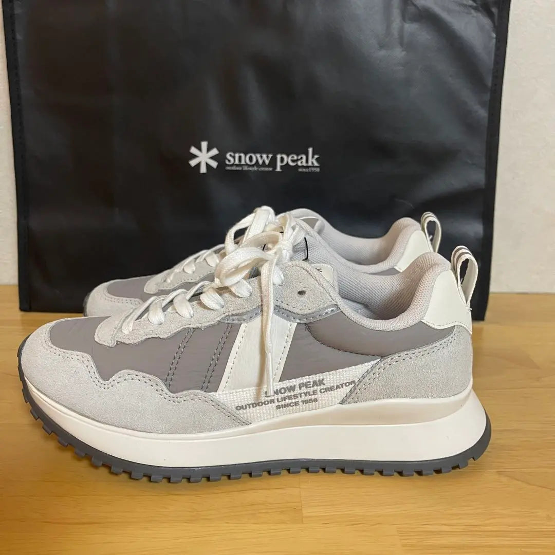 Korea-only Snowpeak Snowpeak New Sneakers with Tag 24cm Not Available in Japan