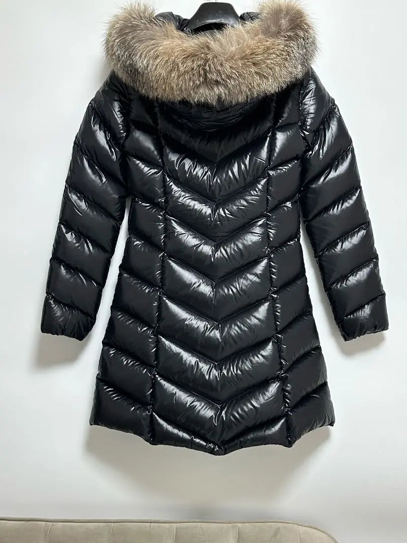 Excelente estado ✨ Moncler FULMARUS Fox Fur Feather Down 1