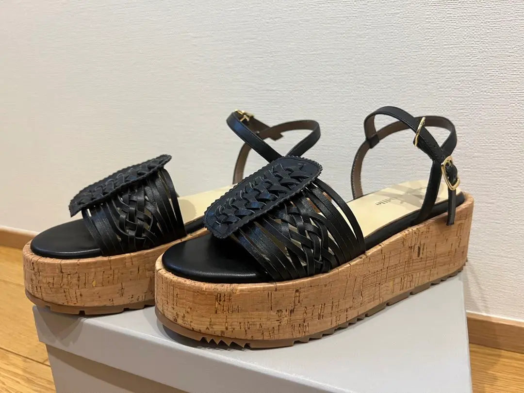 Price reduction [Good condition] Odette e Odile Warathi Sandals