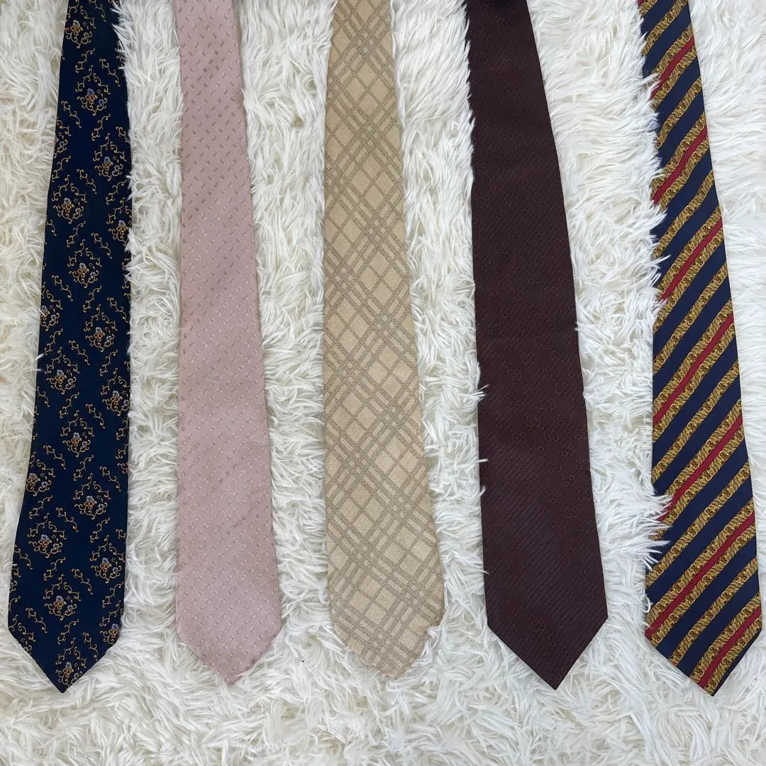 ✨Tie Set✨Gucci Burberry and other 5-piece set