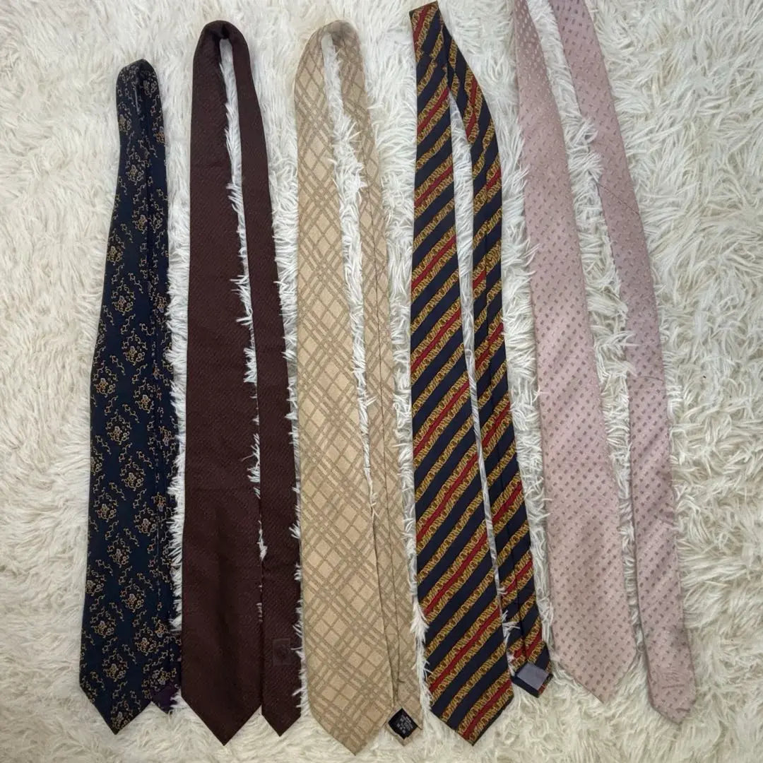 ✨Tie Set✨Gucci Burberry and other 5-piece set