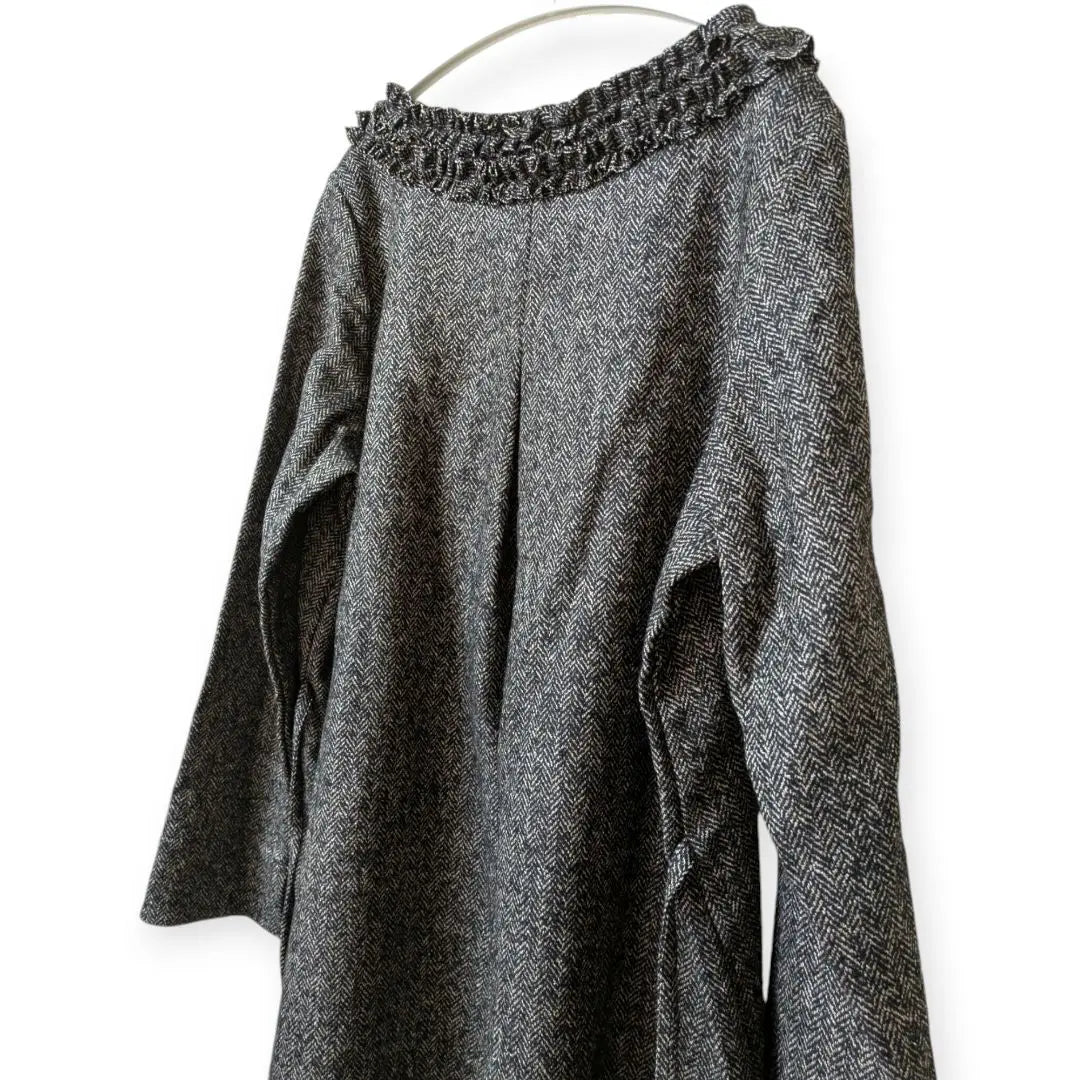 [Handmade] Tunic, thick, A-line, ruffled, long sleeves, wool, top, black