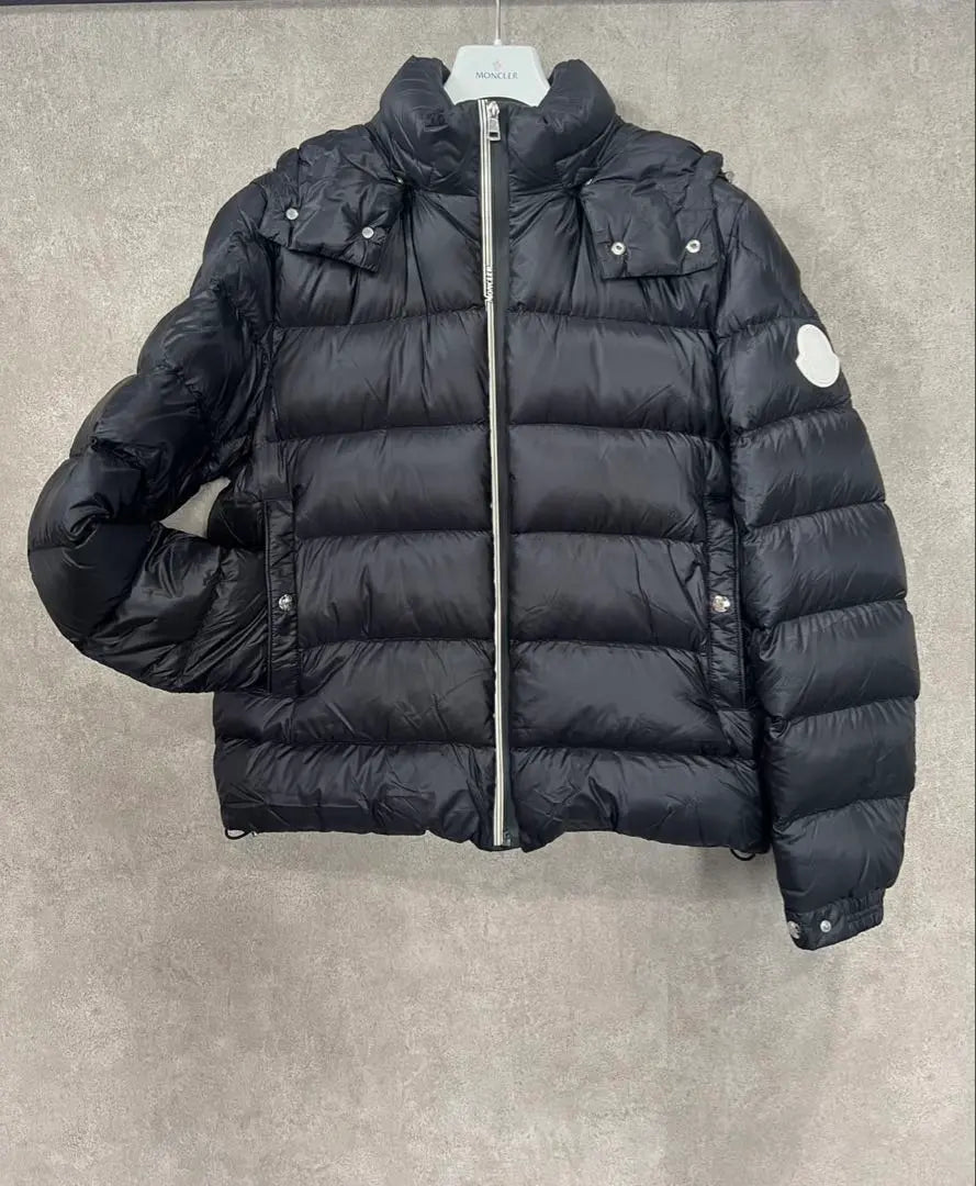 MONCLER rare black down jacket with hooded size 5 | MONCLER 希少　ブラック ダウンジャケット フード付きサイズ5