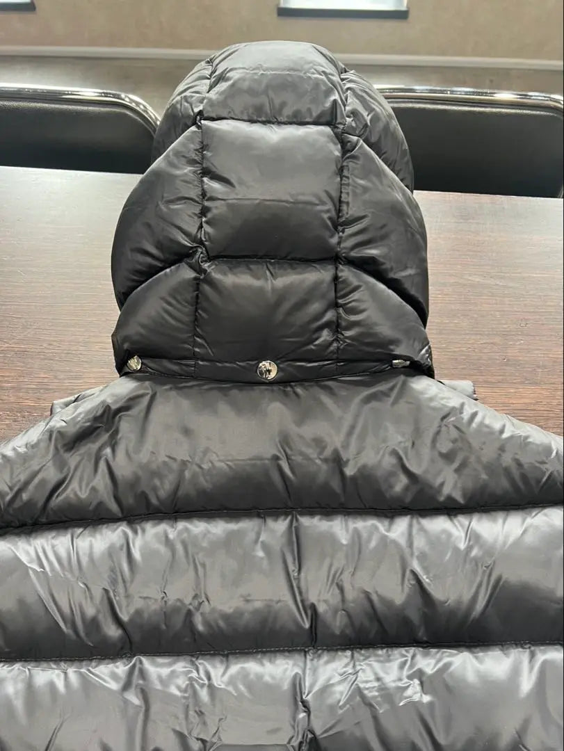 MONCLER rare black down jacket with hooded size 5 | MONCLER 希少　ブラック ダウンジャケット フード付きサイズ5