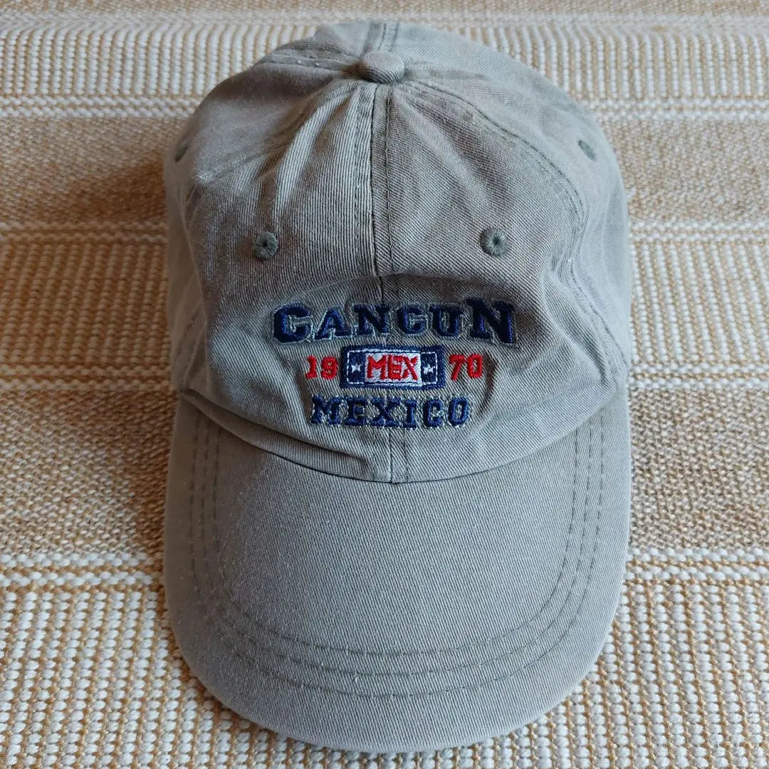 90s vintage unknown Souvenir Cap