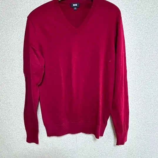 UNIQLO UNIQLO Men's Long Sleeve Sweater S Wine Red with wool mark