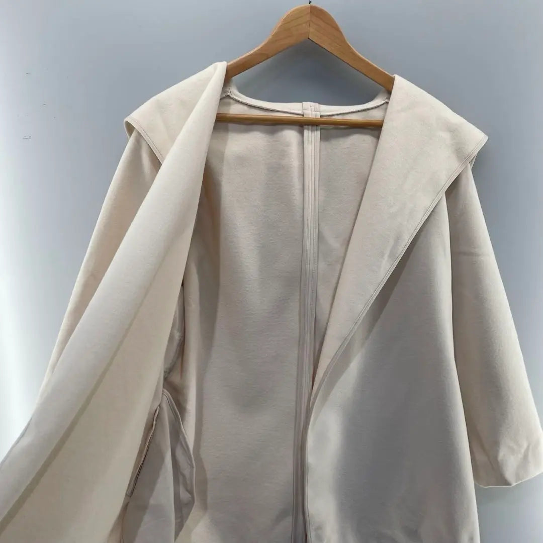 Sneidel Hooded Short Coat Outerwear F Ivory White