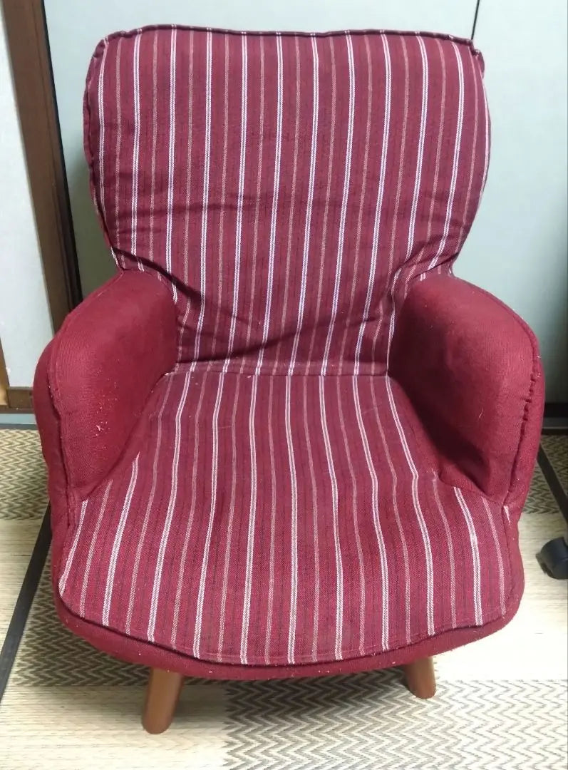 Doshisha Swivel Room Chair Lunon