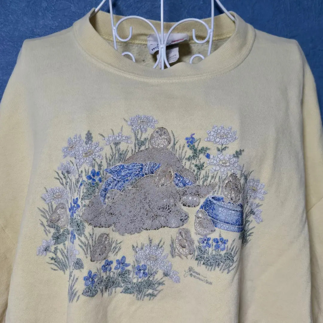 Morning Sun Trainer Cream Color Dog Little Bird Flowers Vintage Clothing Women