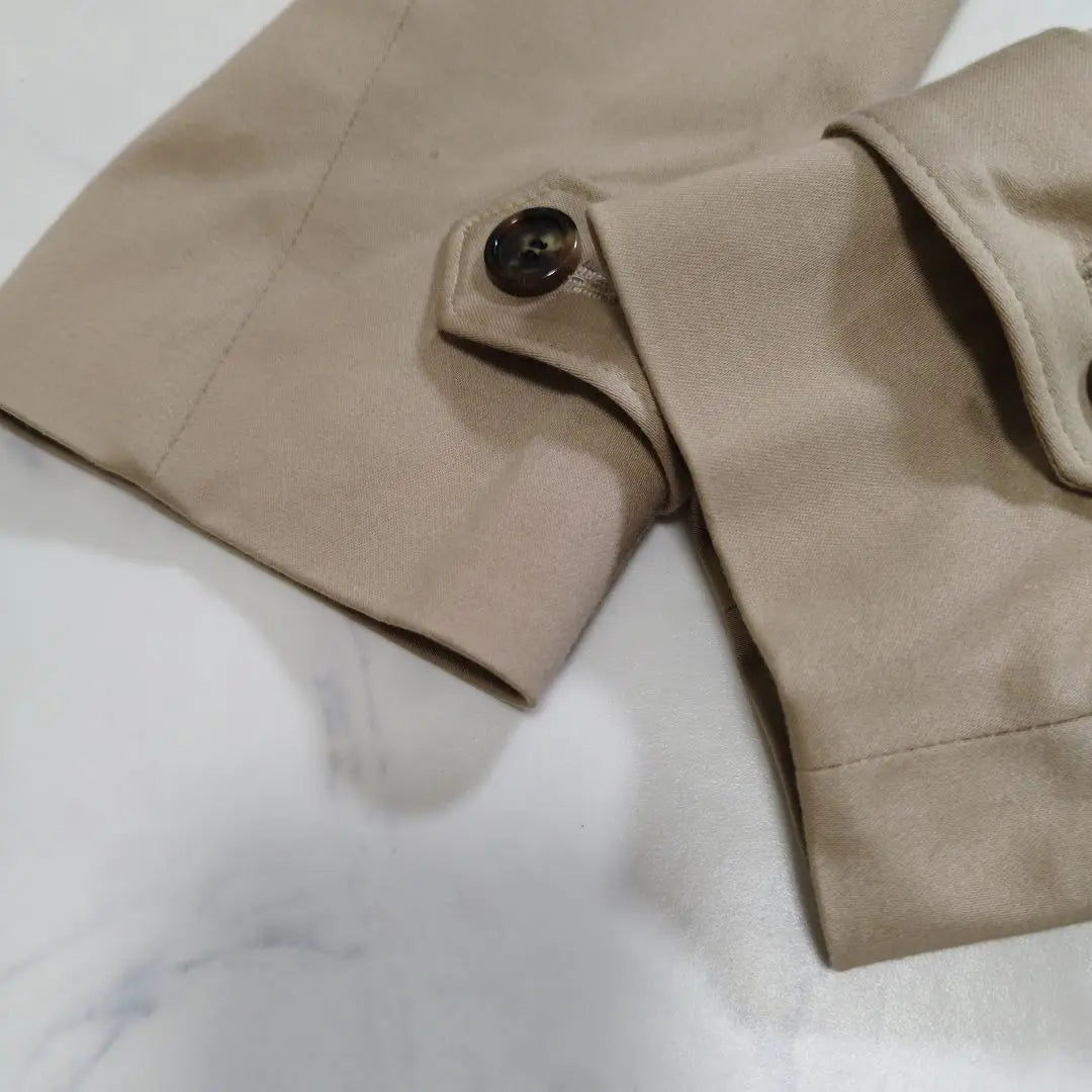 Gabardina larga Rosso de Urban Research con cinturón beige M Fabricada en Japón