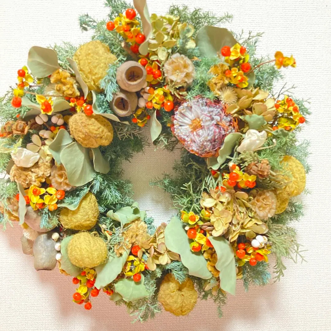 Botanical Round Wreath in Autumn - Fusen Milky Watari