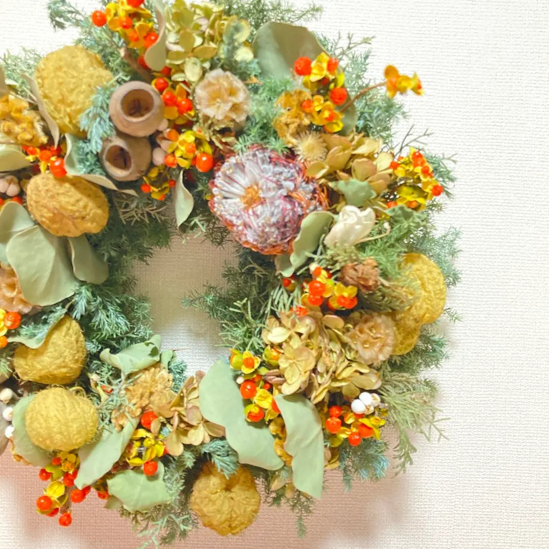 Botanical Round Wreath in Autumn - Fusen Milky Watari